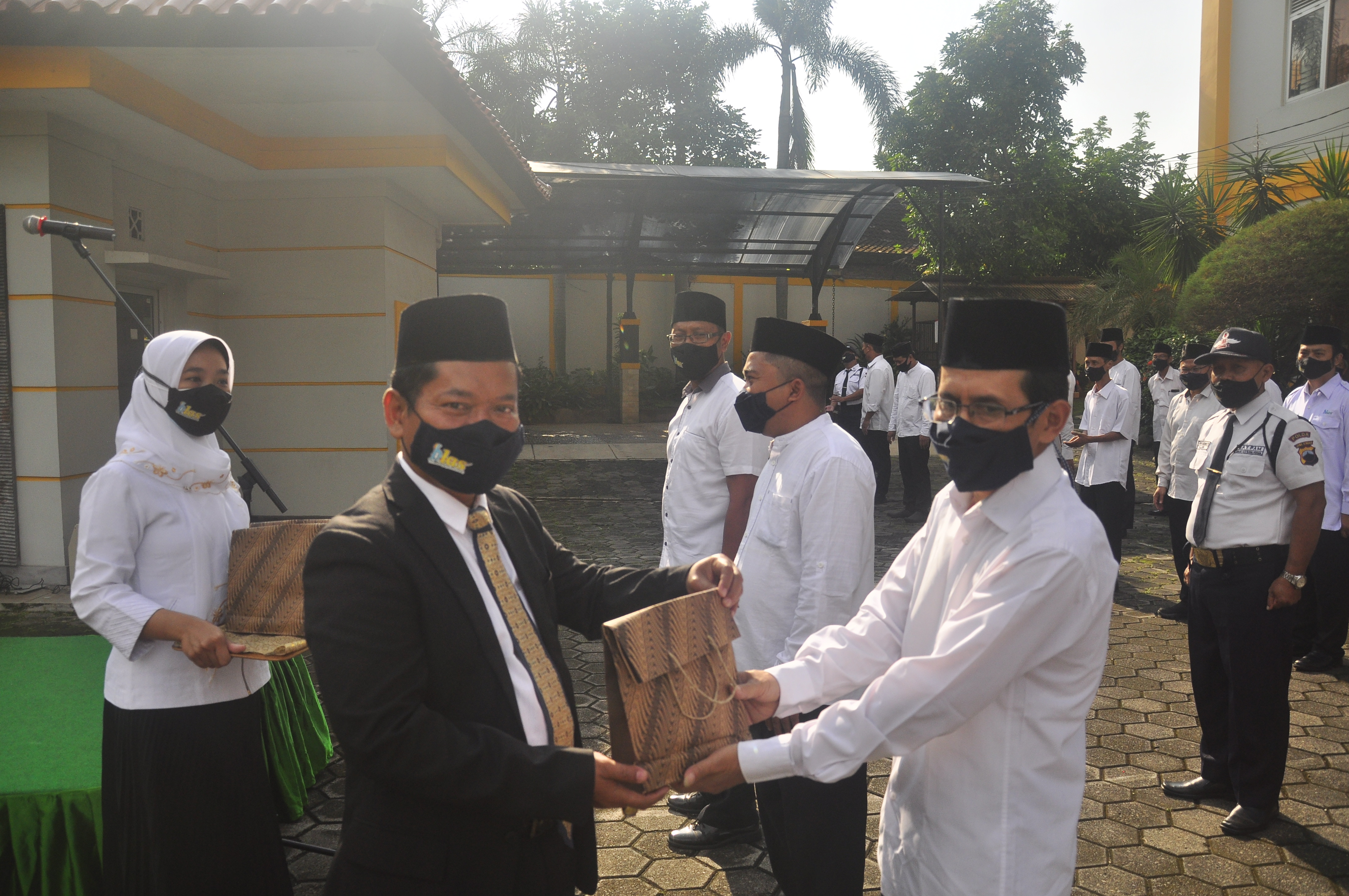 Pengumuman Pegawai Teladan Balai Litbang Agama Semarang Tahun 2020